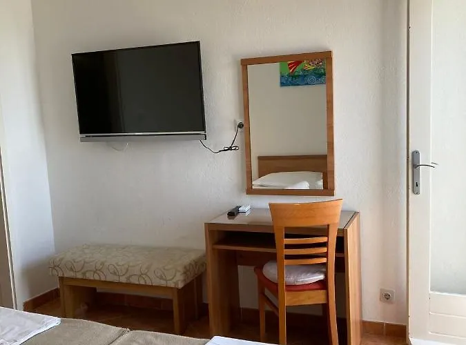 Vinka Tudor 3* Hvar Town