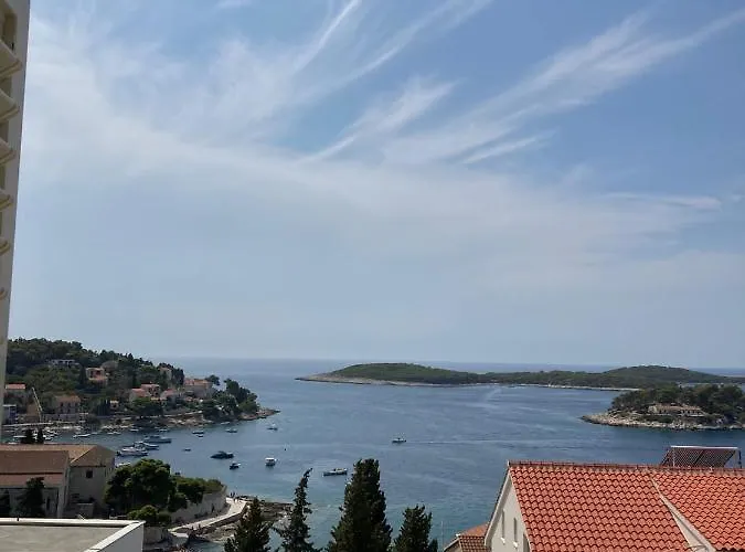 Vinka Tudor 3* Hvar Town